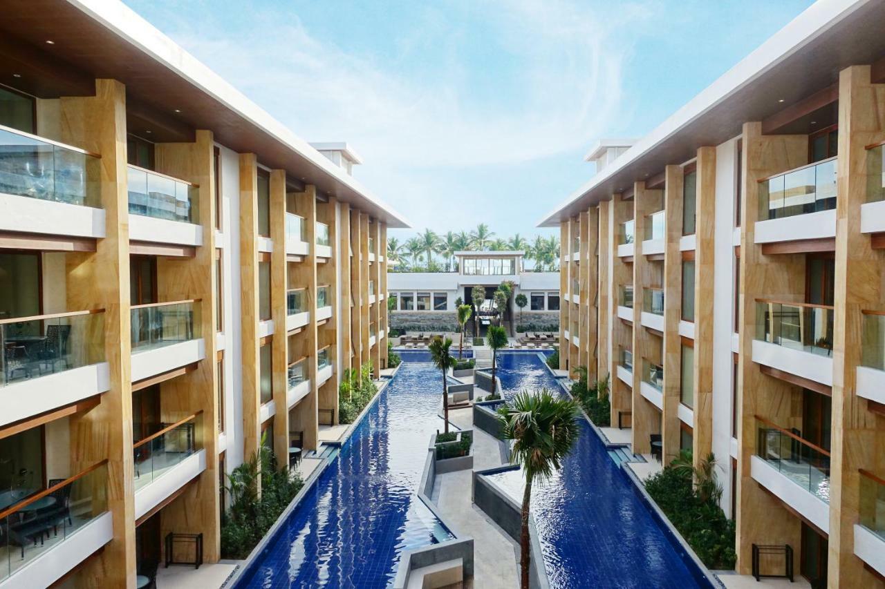 Henann Crystal Sands Resort Balabag  Exterior foto